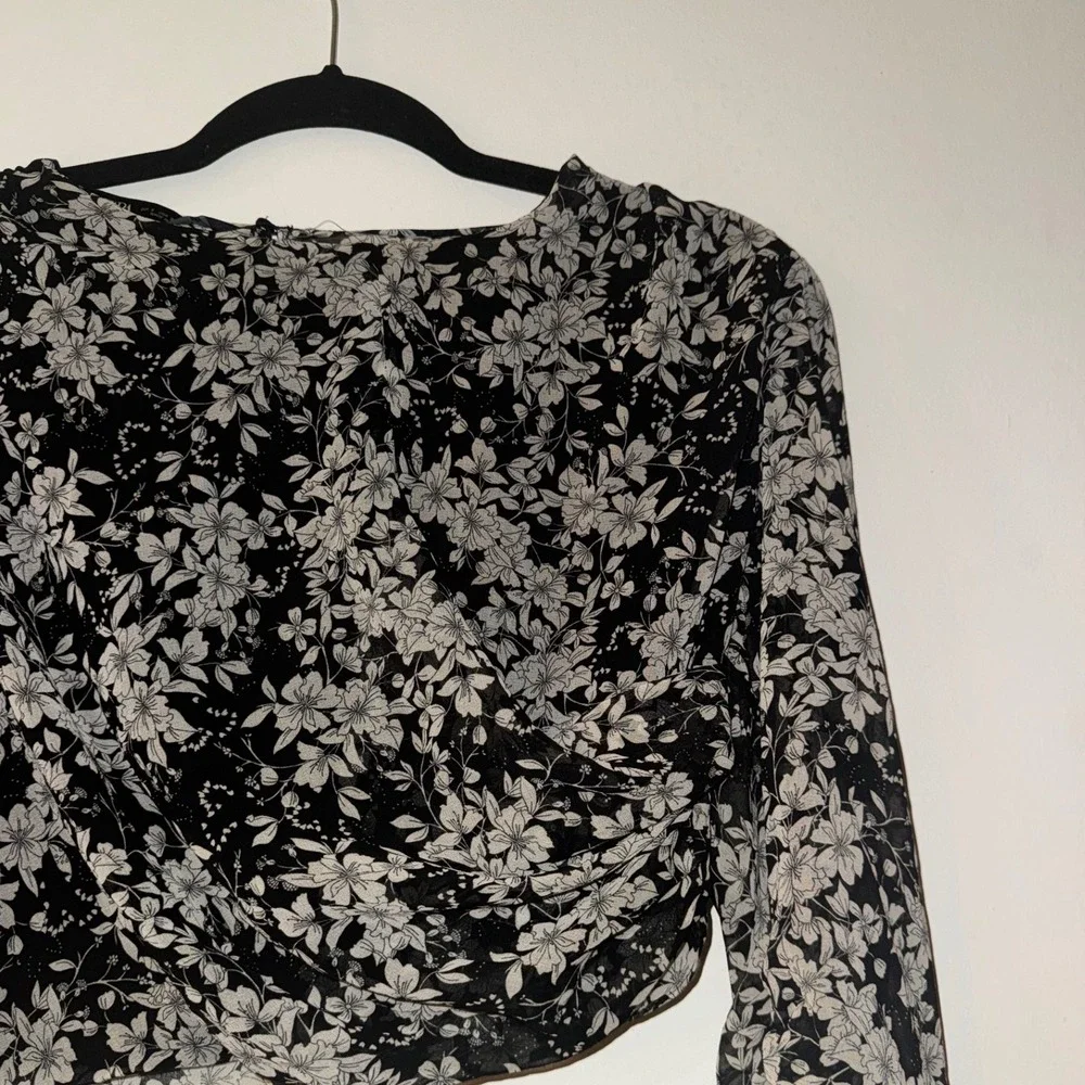 Black Floral Ruched Chiffon Crop Top Long Puff Sleeve Zara Small